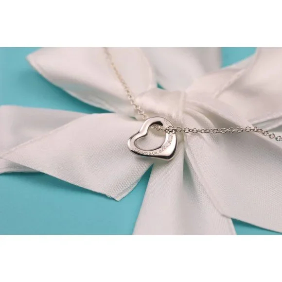 Tiffany & Co. Elsa Peretti Open Heart Pendant Necklace in Sterling Silver 11mm - Picture 4 of 9